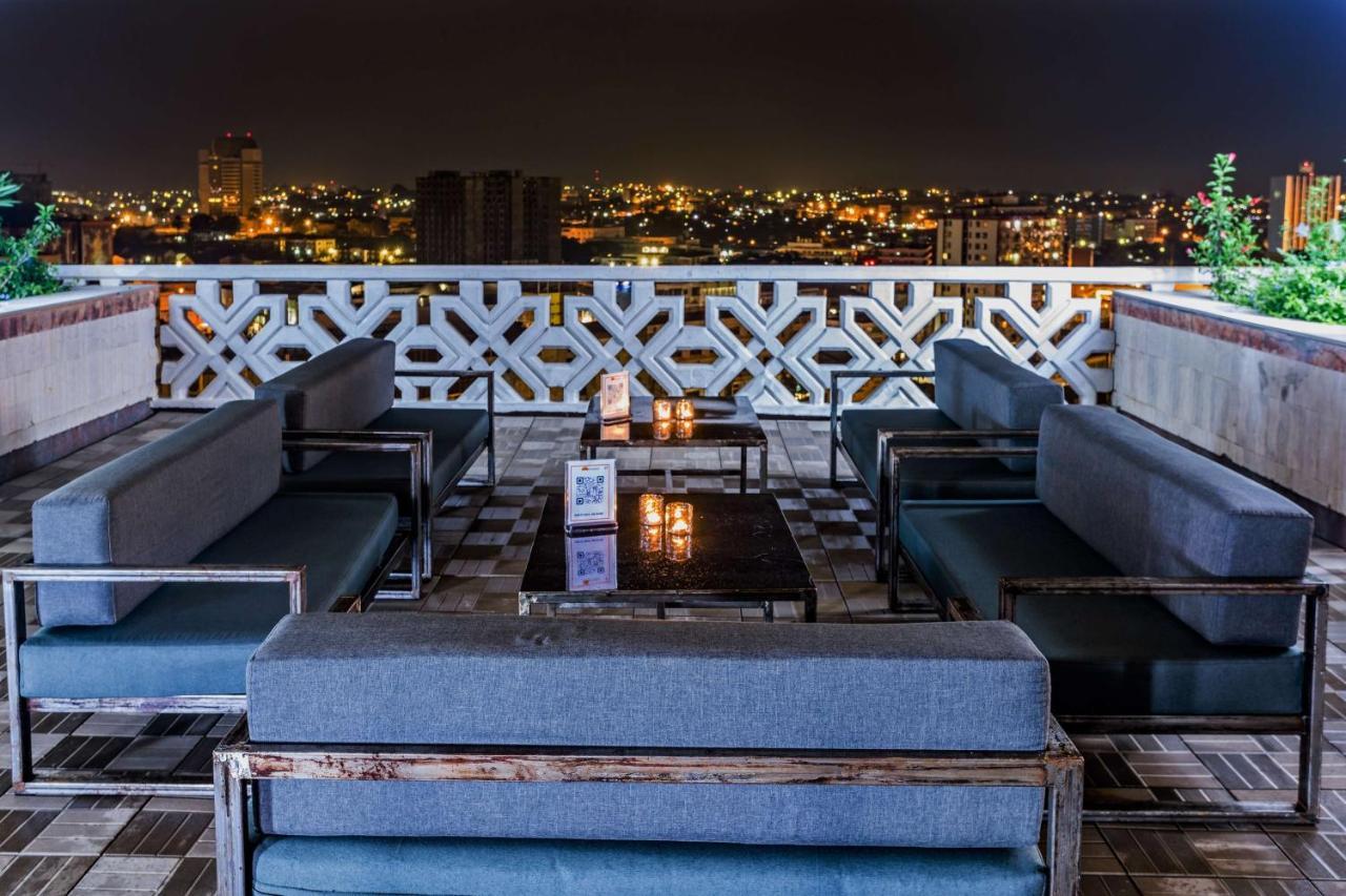 Hilton Yaounde Hotel Exterior foto