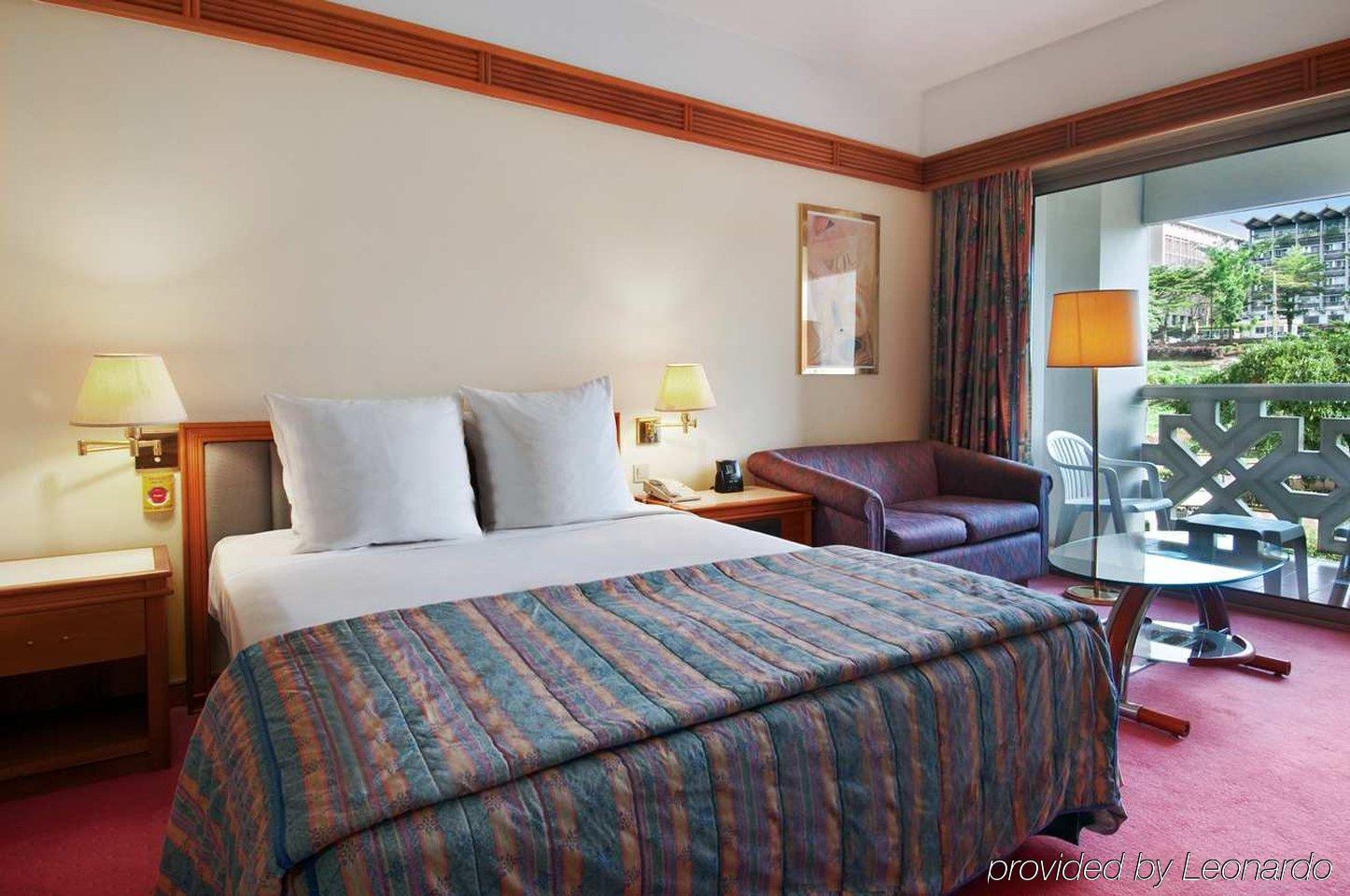 Hilton Yaounde Hotel Quarto foto