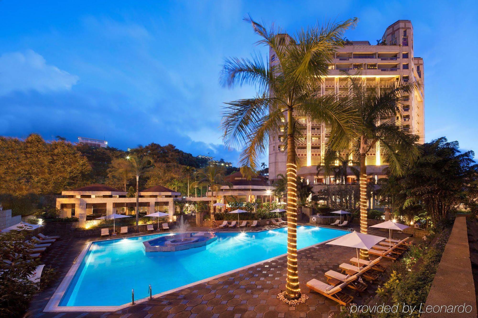 Hilton Yaounde Hotel Instalações foto